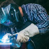 جوشکاری لوله کشی تاسیسات وبرق کاری ساختمان