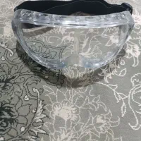 عینک ومحافظ چشم