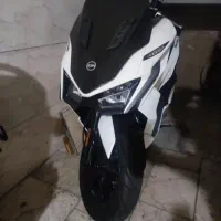 گلکسی j200 مدل 403 صفر کلا 4 هزار کار کرده