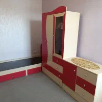 فروش تخت و، کمد و میز نوجوان