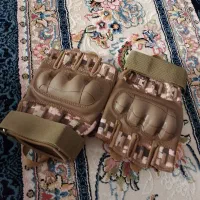 دست کش و می نیم پنجه