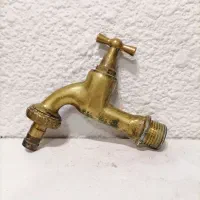 شیر آب برنجی