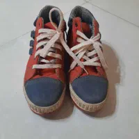 کتونی|کیف، کفش، کمربند|اراک, |دیوار