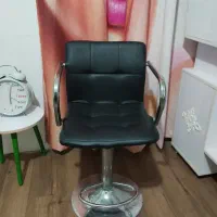 وسایل سالن زیبایی|آرایشگاه و سالن‌های زیبایی|خرم‌آباد, |دیوار