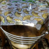 نهارخوری باچهارعددصندلی