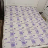 تخت دونفره چوبی رنگ سفید|تخت و سرویس خواب|بیرجند, |دیوار