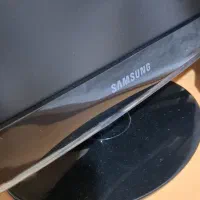 مانیتور  سامسونگ در حد نو  بدون هیچ خط و خش