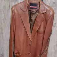 کاپشن چرم و بوفالو|لباس|اصفهان, قلعه طبره|دیوار