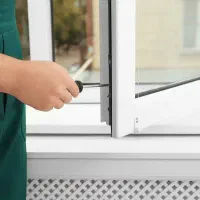 تعمیر در و پنجره upvc و آلومینیوم