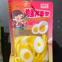 ژله نودلی توت فرنگی و هلو