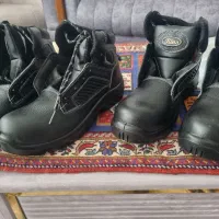 کفش ایمنی|کیف، کفش، کمربند|سیرجان, |دیوار