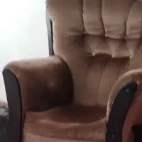 مبل هفت نفره. نیاز به تعمیر فقط ۴ میلیون|مبلمان خانگی و میز عسلی|زرند, |دیوار