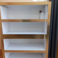 دوعدد طبقه .صندلی چرخ دار