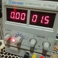 منبع تغذیه 15v