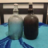 بطری شیشه ای در دو رنگ