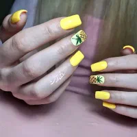 خدمات ناخن کاشت ترمیم ژلیش مانیکور لمینت|خدمات آرایشگری و زیبایی|اصفهان, پروین|دیوار