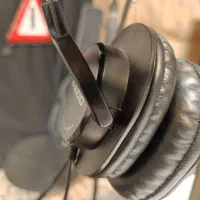 لوازم استودیو|آلات موسیقی|اندیشه, اندیشه فاز ۳|دیوار