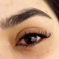 اکستنشن مژه آماده همکاری