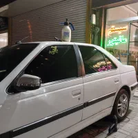 دودی شیشه خودرو