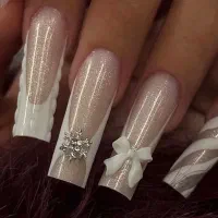 کاشت ناخن باخدمات و%آفریلدایی|خدمات آرایشگری و زیبایی|اصفهان, جلالیه|دیوار