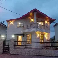 ویلای دوبلکس شهرکی/مدارک کامل و آماده استفاده