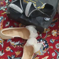 کفش|کیف، کفش، کمربند|اهر, |دیوار