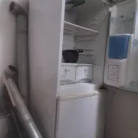 زمین پسته زاز