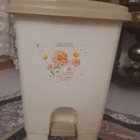 سطل زباله بزرگ