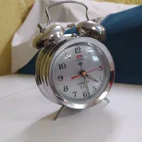 ساعت دیواری و رومیزی همه قدیمی