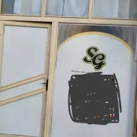 مغازه ی ۱۸متری بالکن دار