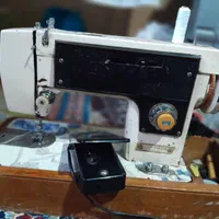 چرخ خیاطی ژانومه