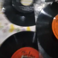نوار کاست وگرامافون