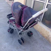 کالسکه دو قلو