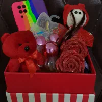 باکس گل و لوازم آرایشی|آرایشی، بهداشتی، درمانی|مشهد, سجادیه|دیوار