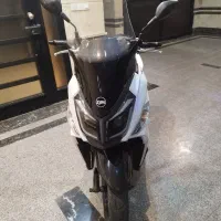گلکسی sym j200