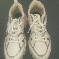 کفش دخترونه شیک وزیباسایز۳۸