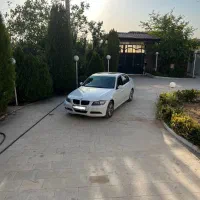 بی ام و ۳۲۰ بیرنگ درحد
