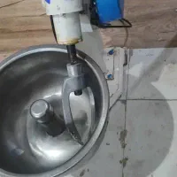 خمیر زن ۸ کیلو در جه یک کم کار کرده در حداک