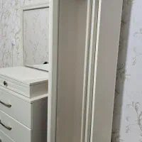 ست تخت خواب و میز آرایش|تخت و سرویس خواب|قم, پردیسان|دیوار