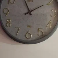 ساعت دیواری