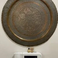 دیوارکوب ،سینی قلم زنی کار دست  قدمت ۵۰ سال|کلکسیون اشیاء عتیقه|تهران, شمس‌آباد|دیوار