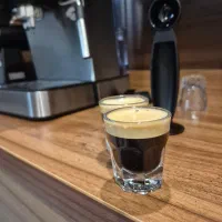 صبحانه زن خانم یا اقا