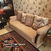 مبل راحتی کرم رنگ مرتب