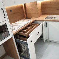 کابینت کرم طرح چوب