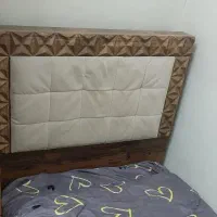 ۲ عدد تخت یک نفره