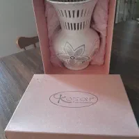 گلدان تزیینی سفید چینی