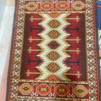 دو عدد قالیچه طرح سنتی