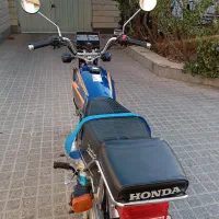هوندا 200 کاربرات خشک