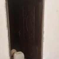 سلام فروش دوتادرب یکی ورودی اهنی یکی چوبی