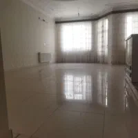 طبقه بالا شیک و تمیز